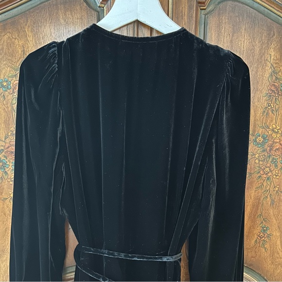 Garnet Hill ~ new ~ Black Velvet Wrap Midi Dress in size 12 - Picture 9 of 16